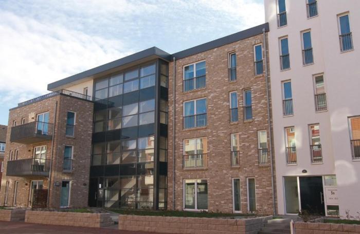 Brandenburger Straße 5b, Whg.6 *